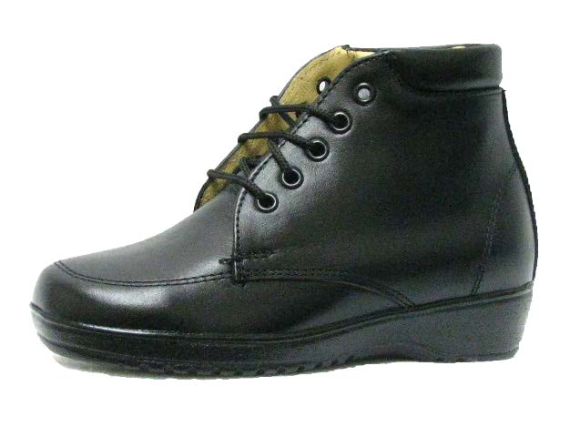 Comfortrite Simply Black Shoes 1101